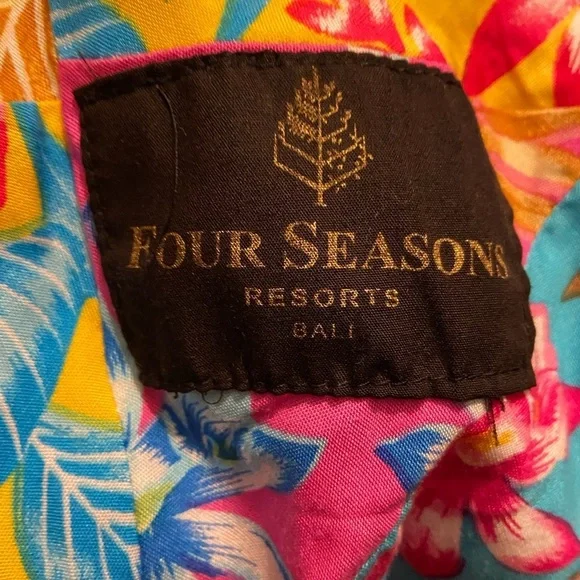 Four Seasons Bali drawstring beach club resort vacation towel bag - Picture 5 of 6